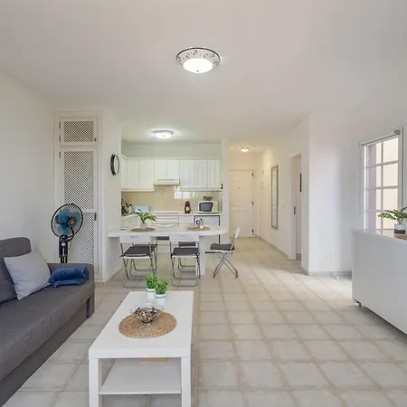 Cozy 2-bedroom In Playa De Amricas * אדחה