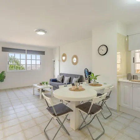 Cozy 2-bedroom In Playa De Amricas * Costa Adeje (Tenerife)